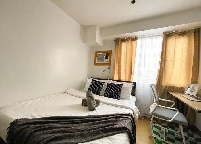 Affordable Near Bgc, Venice Mall #rt33006 *