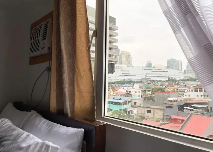 Affordable Near Bgc, Venice Mall #rt33006 Apartment