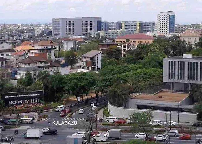 Affordable Near Bgc, Venice Mall #rt33006 *